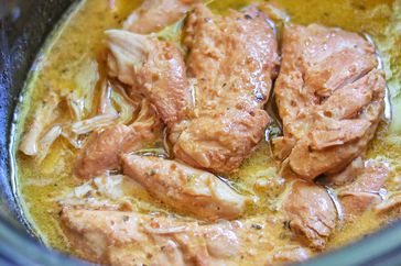 chicken in Italian sauce in crockpot